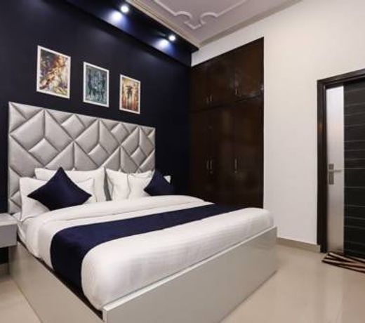 Itsy By Treebo - City Centre Noida