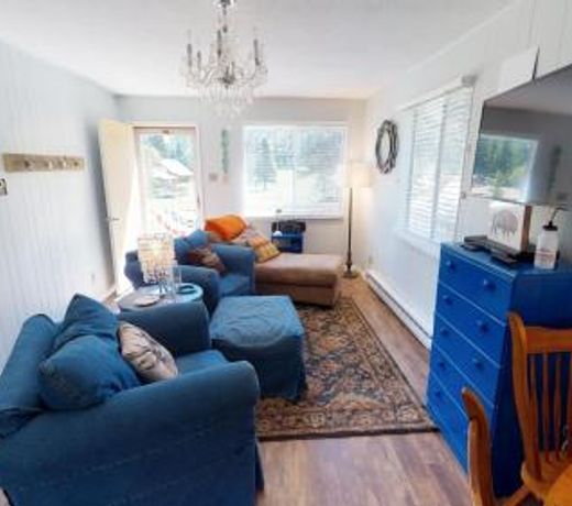 River Breeze House in Upper Valley
