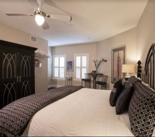 Gruene River Hotel & Retreat