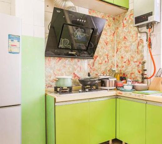 Henan KaifengÂ·Gulou SquareÂ· Locals Apartment 00138460