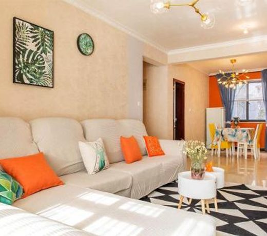 Henan KaifengÂ·Henan UniversityÂ· Locals Apartment 00140700