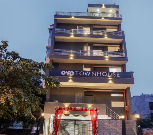 OYO Townhouse 278 Rohini