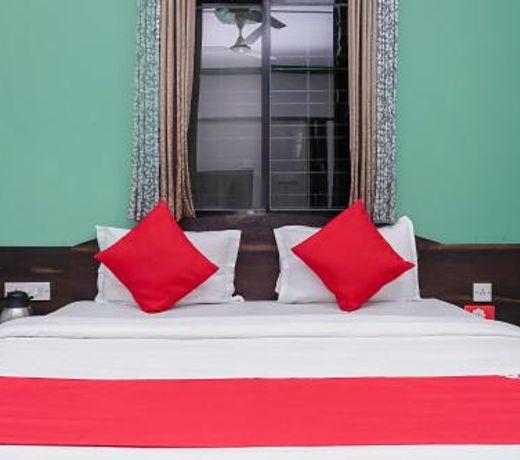 OYO Flagship 23096 Laxmi Residency