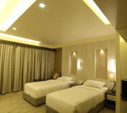 SPS GRAND INN