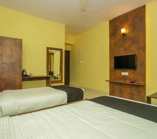 Capital O 23481 Rmv Savera Hotels