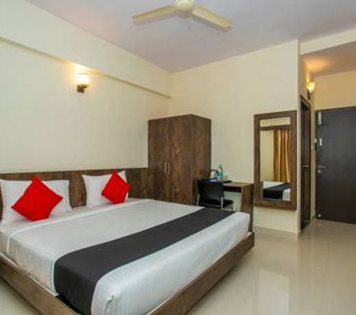 Capital O 23481 Rmv Savera Hotels