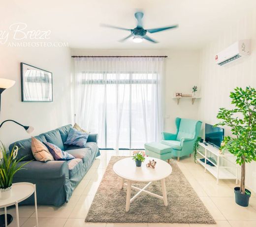 Cozy Homestay Gateway @ Bukit Indah