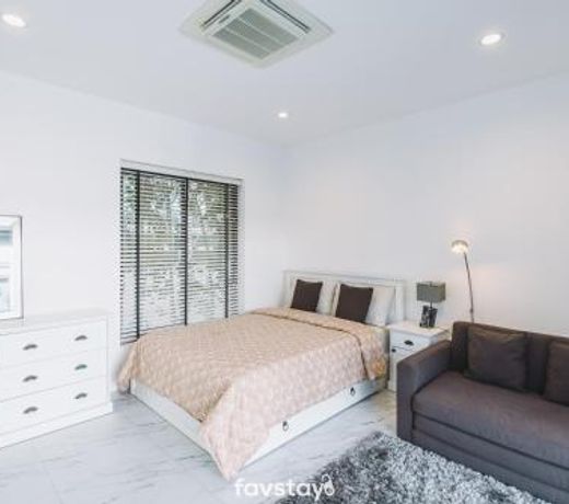 Favstay - Alexa 218 Pool Villa