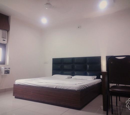 Hotel Sartaj