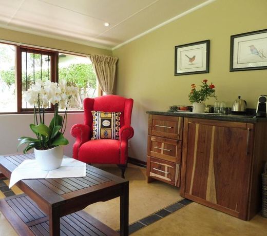 Twin Thorns Guesthouse