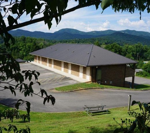 Townsend River Breeze Inn