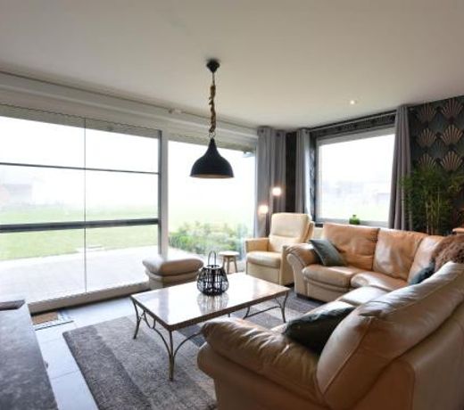 Beautiful villa in Alveringem with a large private garden