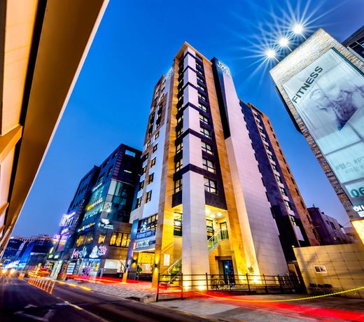 Hotel DK