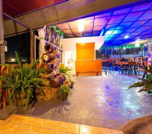 B.Maurice Guest House