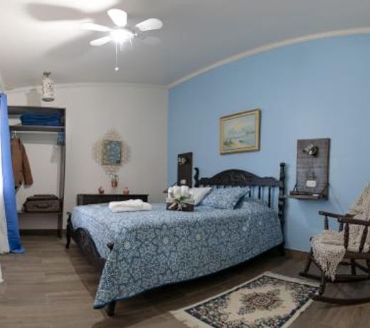 Alice y Juancito Boutique Hotel