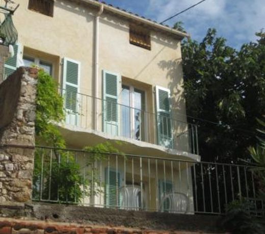 28 Rue de la Ferrage