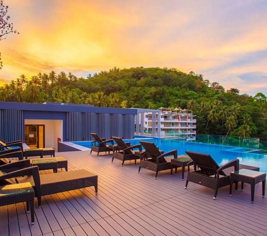New apartment in Aristo condo near of Surin Beach. Pool on the roof! (520S)