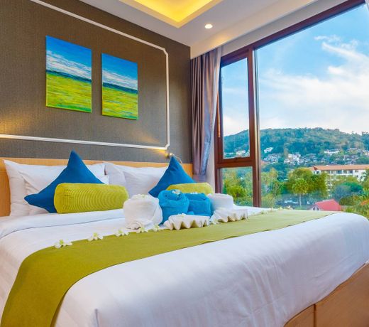 New apartment in Aristo condo near of Surin Beach. Pool on the roof! (520S)