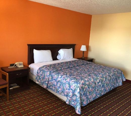 Dogwood Park Inn