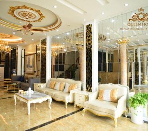 Queen Hotel