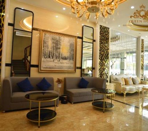 Queen Hotel