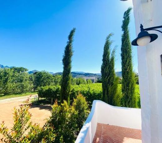 Vineyard Retreat