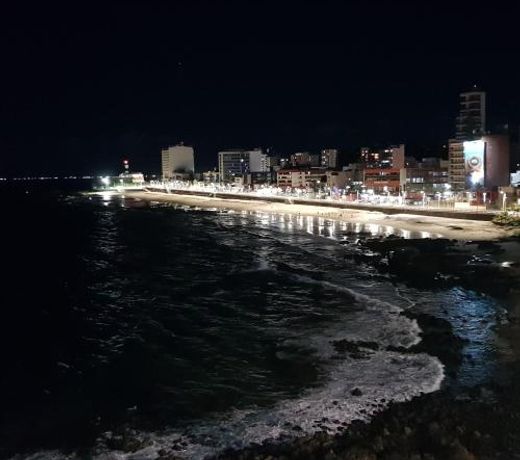 Farol Barra flat 412