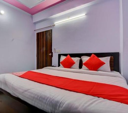 Flagship 19036 Hotel Royal Raj
