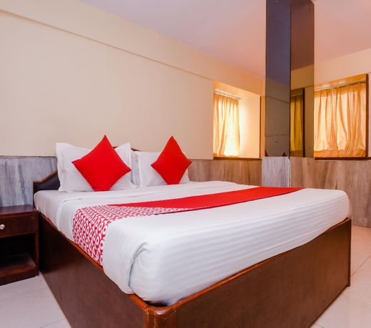 Capital O 1458 Hotel Prince Palace