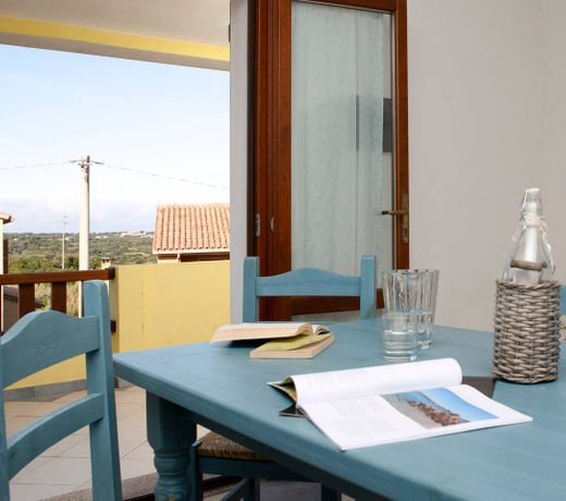 Helios House: Bilocale A