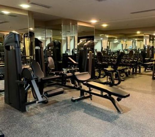 Violet Al Azizia Hotel