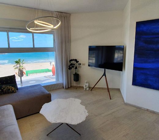 Luxury sea view apartment