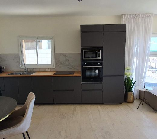 Luxury sea view apartment