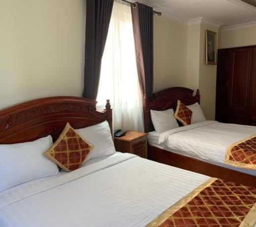 Loc Binh Hotel