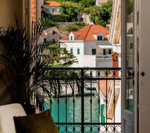 Puteus Palace Heritage Hotel
