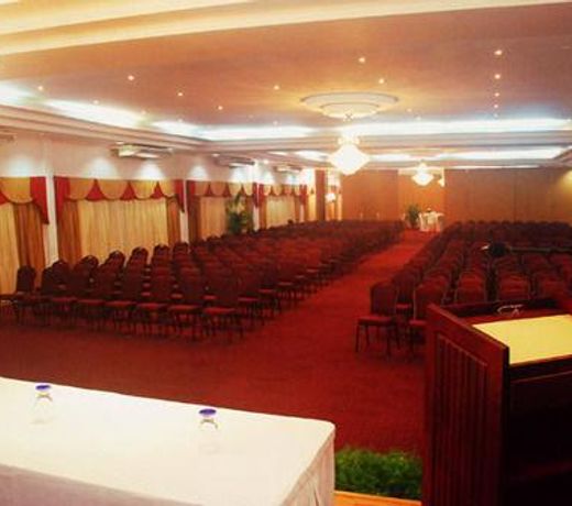 Rovanel's Resort And Conference Centre