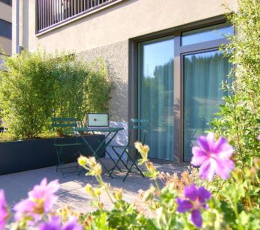 VARIAS Lifestyle Apartments