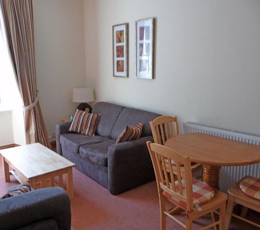 Skene Terrace Apartments