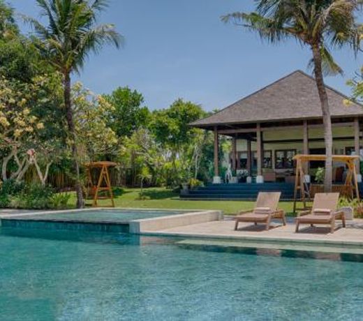 Kutus Kutus Ketewel Villa