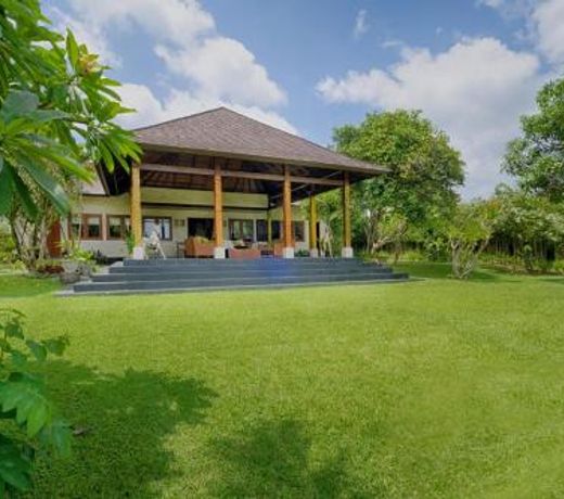 Kutus Kutus Ketewel Villa