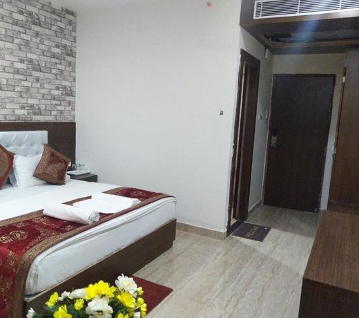 Hotel Midcity
