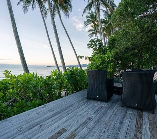 Frangipani Beach House