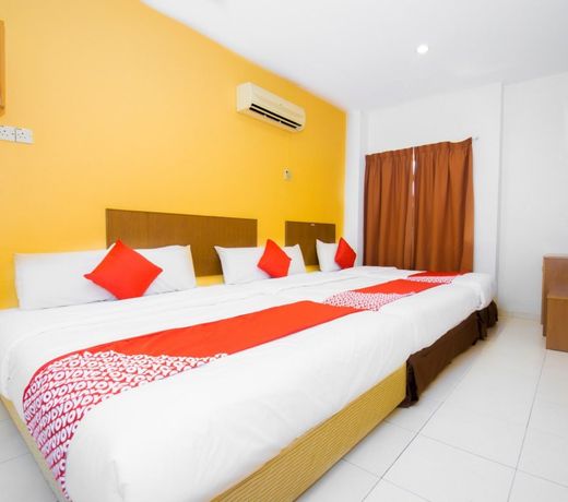 OYO 582 Hotel Walk Inn