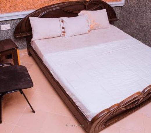 Double One Suites & Lodge
