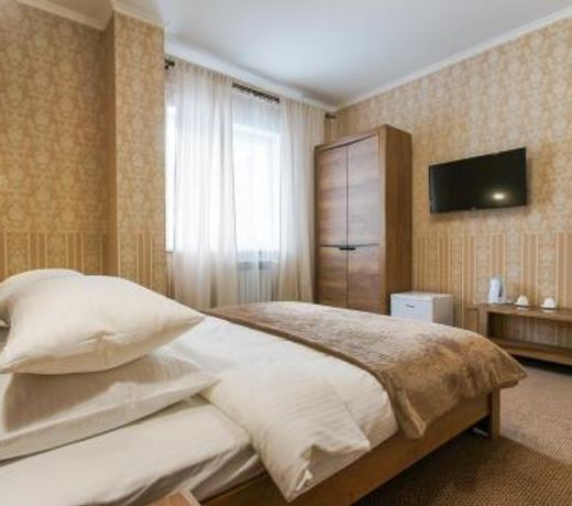 Luna Hotel
