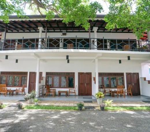 Surf Sea Breeze Apartments