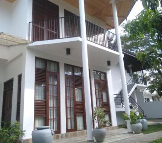 Surf Sea Breeze Apartments