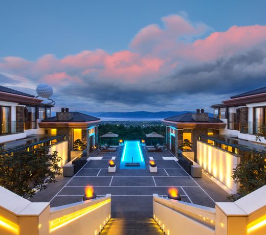 Honor Hotels & Resorts Â· Yun Shu Dali