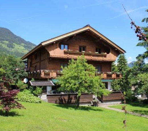 HILLSIDE Apartments Pircher