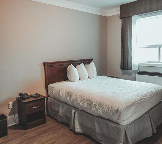 Travelodge by Wyndham London Ontario